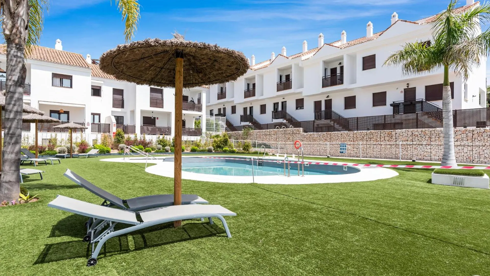 לה קאלה דה מיחאס Vivi Homes - El Sembrador Pool, Terrace & Golf